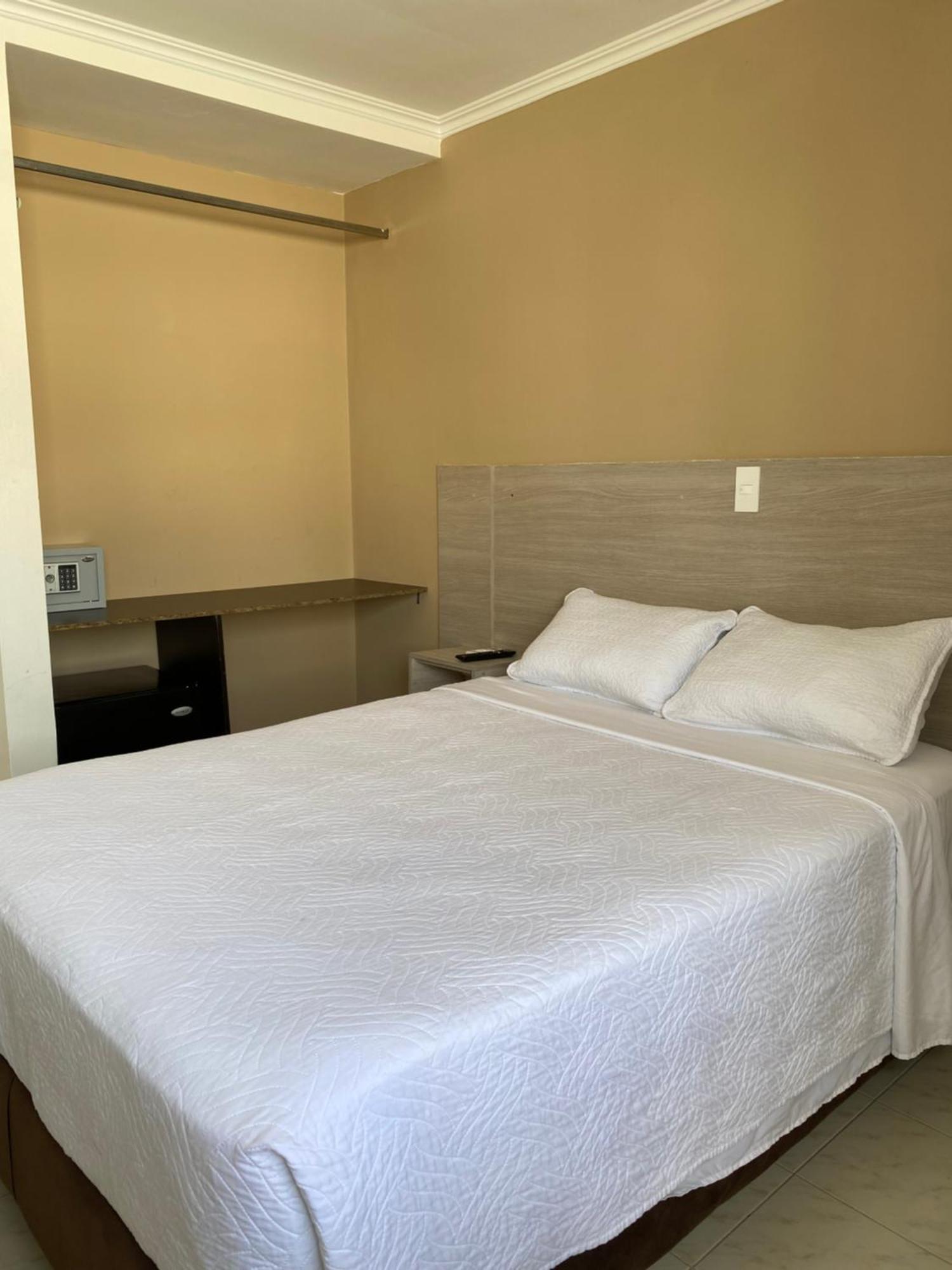 Holiday Sai Hotel Сан-Андрес Экстерьер фото